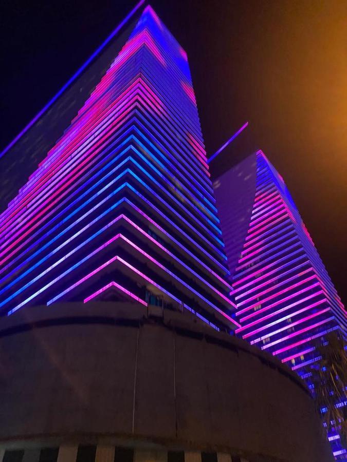 Апартаменты С Видом На Море Twin Towers Batumi, Orbi City Exterior foto